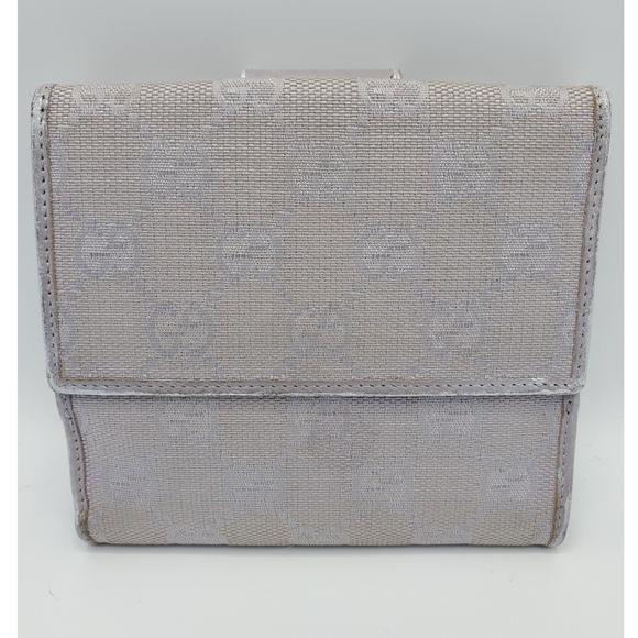 Authentic Preowned Gucci Bifold Wallet - Picture 2 of 10